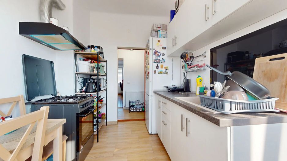 Apartament decomandat langa liceul de informatica,vanzare sau schimb - Poză 3