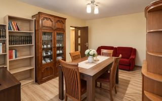 Apartament 3 camere Ultracentral-Pitesti-Bloc Mobilux etaj intermediar - Poză 2