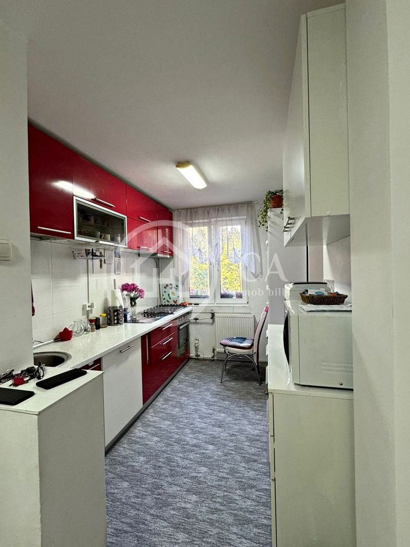 Apartament de vânzare cu 4 camere în zona Rogerius, Oradea - Poză 15