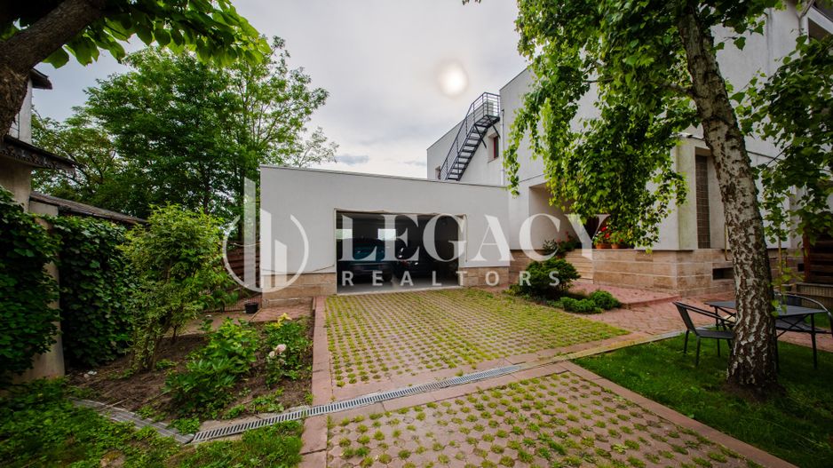 Vilă Exclusivistă în Copou – 680 mp Utili | Teren 1.414 mp - Poză 10