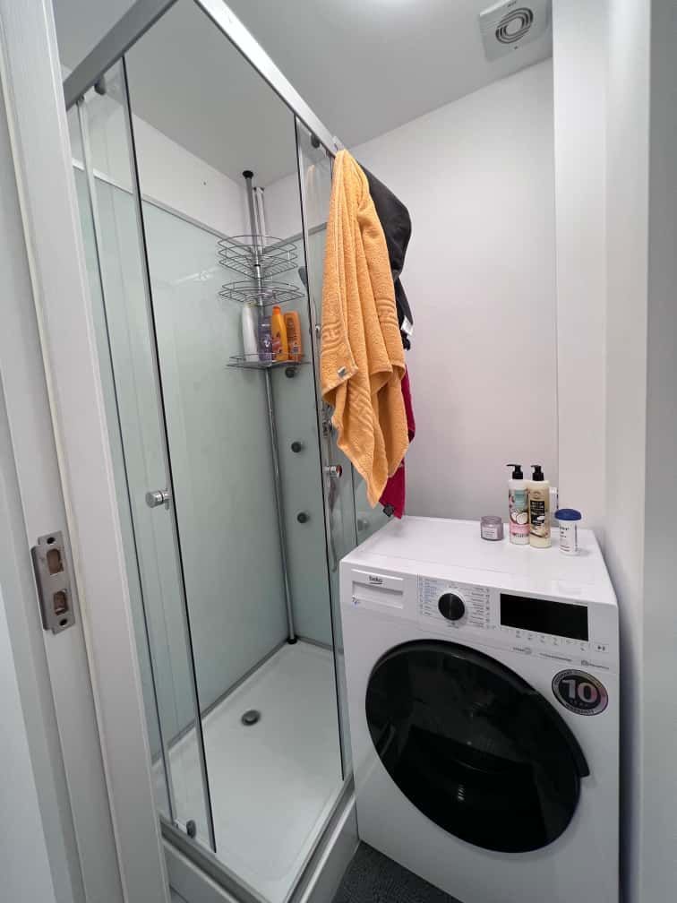 Garsonieră modernă, pet friendly etaj 1, bloc reabilitat, 1 min metrou - Poză 6