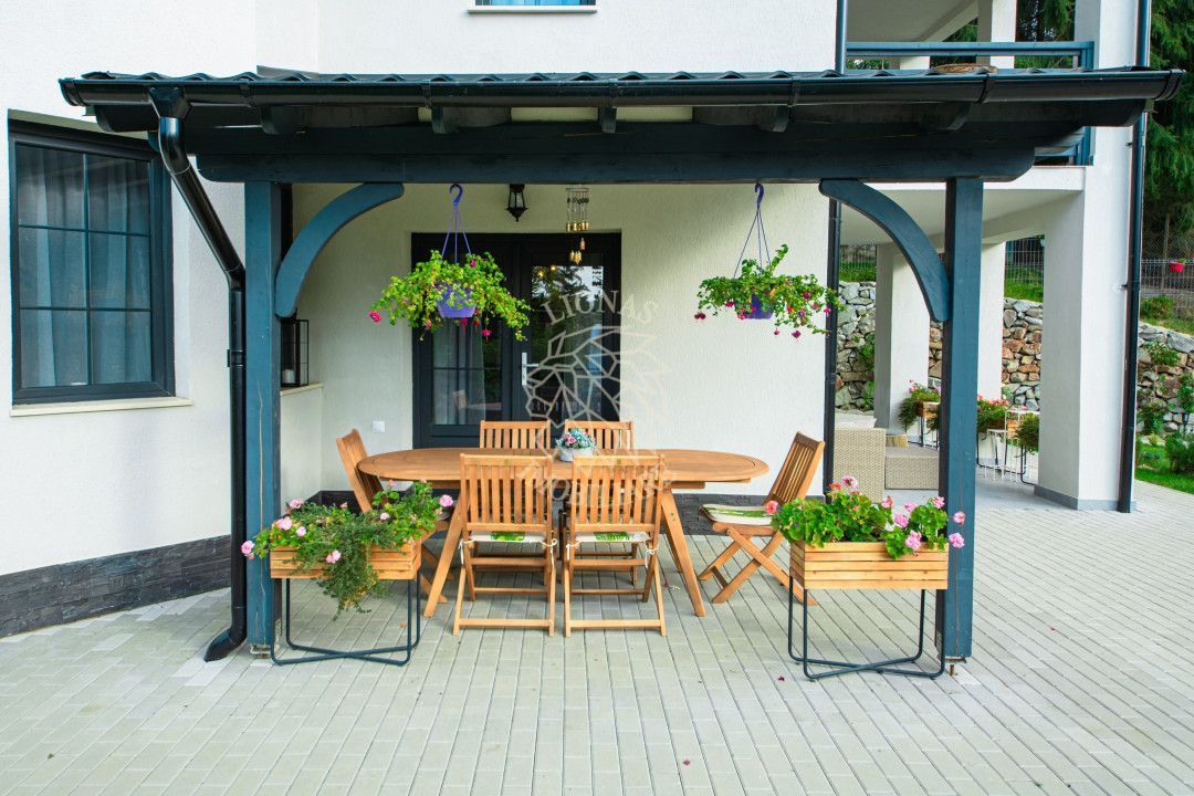 Pensiune Moderna 200 mp-teren 1000 mp-foisor-terasa-balcoane-Colibita - Poză 4