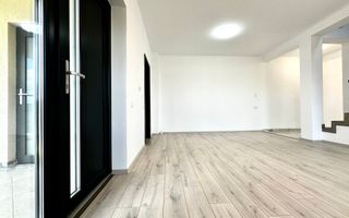 Duplex, proiect deosebit - Mosnita Veche - Poză 5