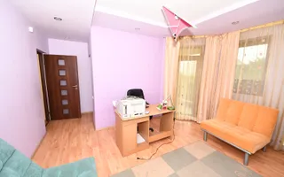 Vila spatioasa, pretabil pentru locuit/clinica, zona Micro 17 – Galati - Poză 15