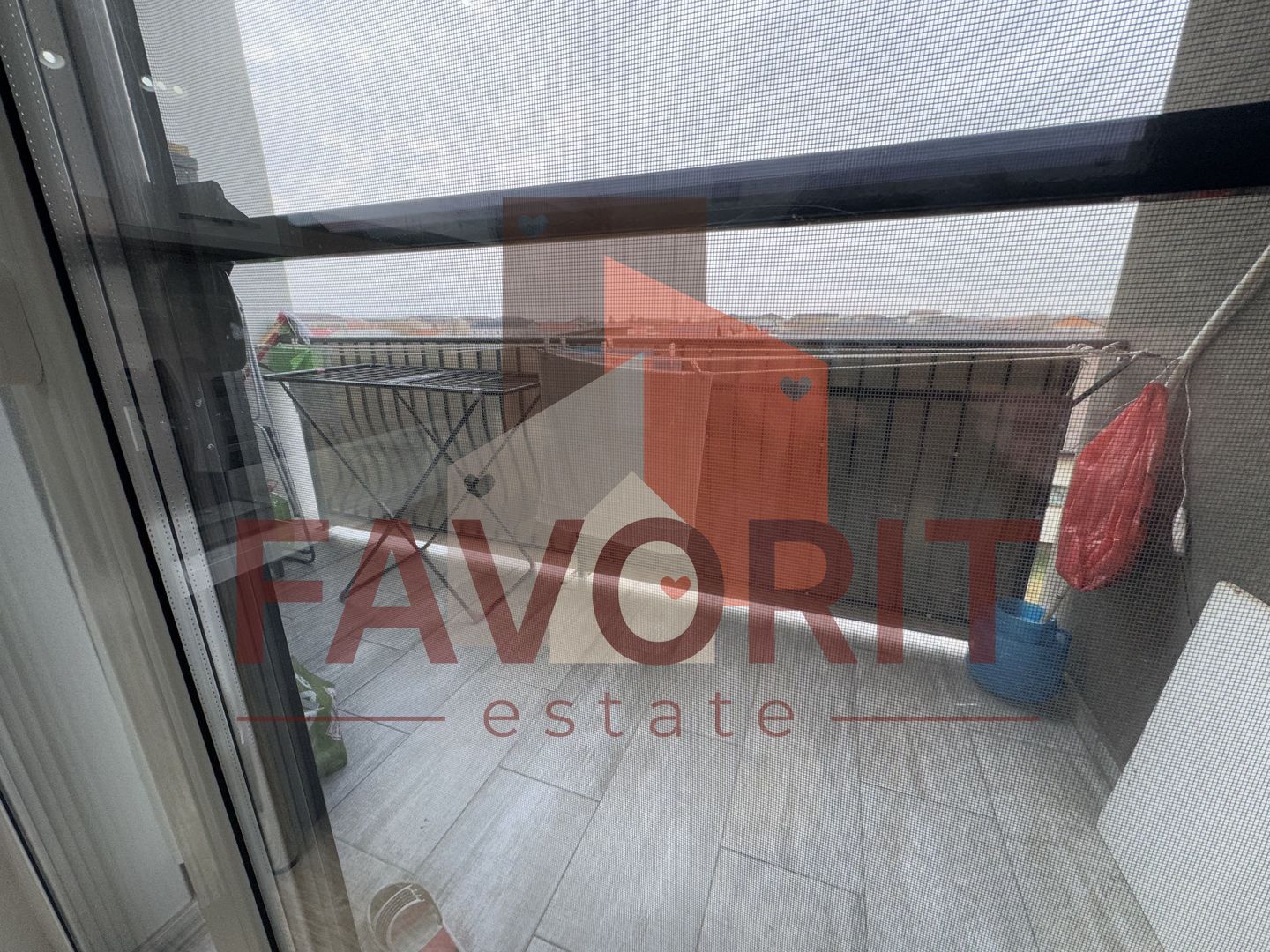 Apartament nou cu 2 camere mobilat si utilat la etaj intermediar - Poză 10