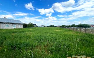 Teren intravilan 1600 mp situat pe str.Dobosari, pret 35 euro/mp neg - Poză 2