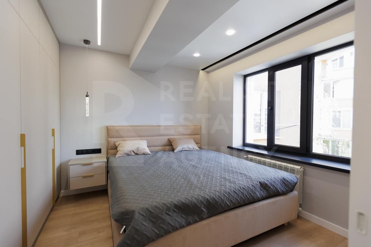 Vânzare, apartament, 3 camere, str. Alexandru Hâjdeu, Râșcani - Poză 1