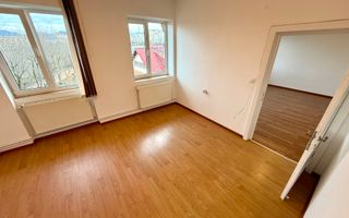 2 camere - 55mp - etaj 3 - centrala proprie - parcare - Central - Poză 4