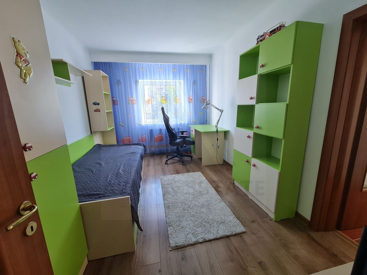 Apartament 3 camere 100 mp utili 2 bai 2 balcoane etaj 2 zona Centrala - Poză 8