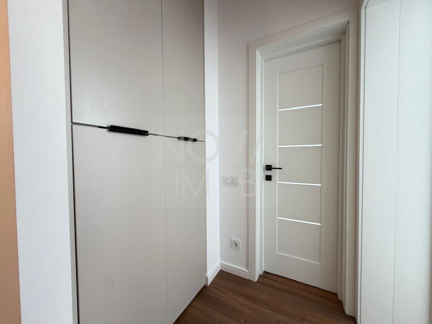 Apartament modern - 3 camere, prima inchiriere - Strand - Poză 9
