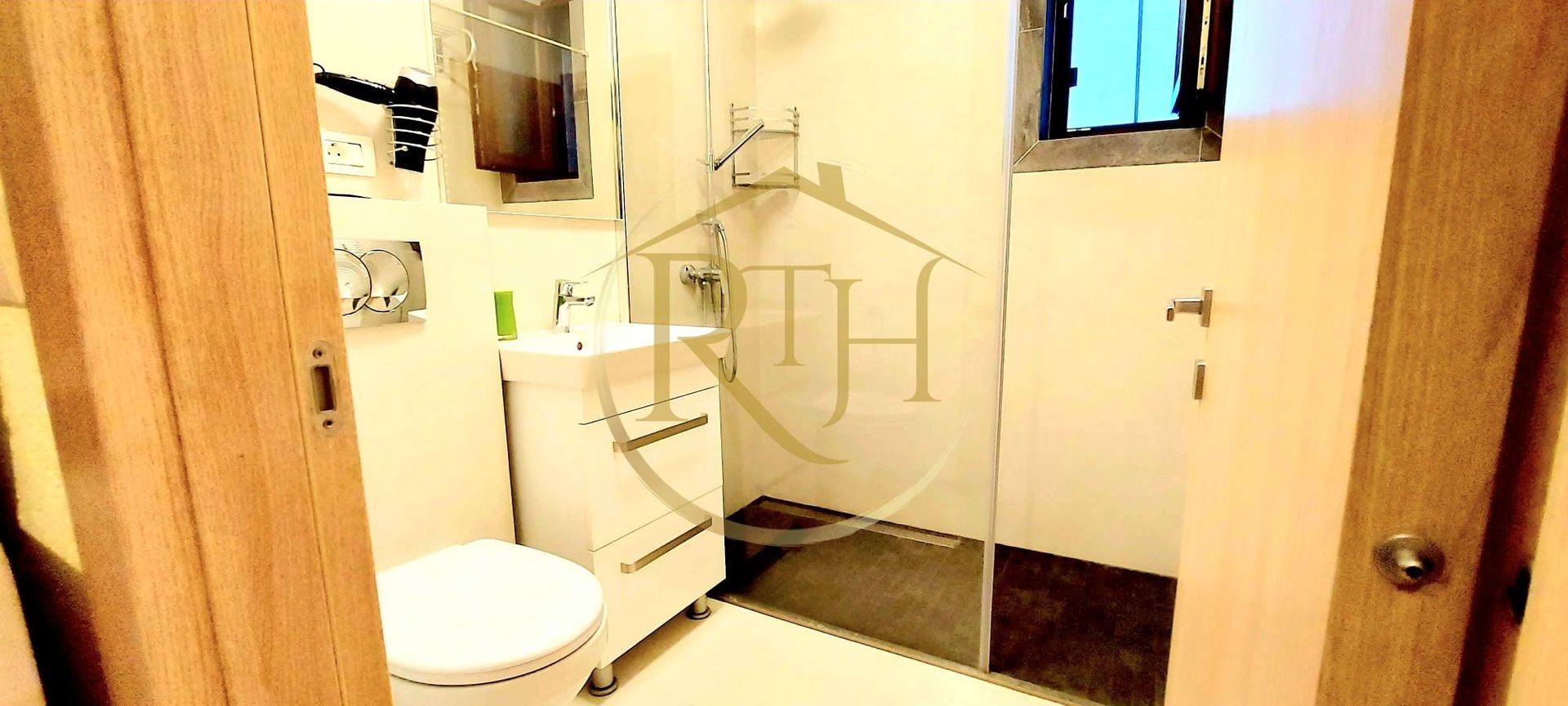 Oferim spre inchiriere, apartament cu 2 camere, curte proprie, parcare, Giroc - Poză 16