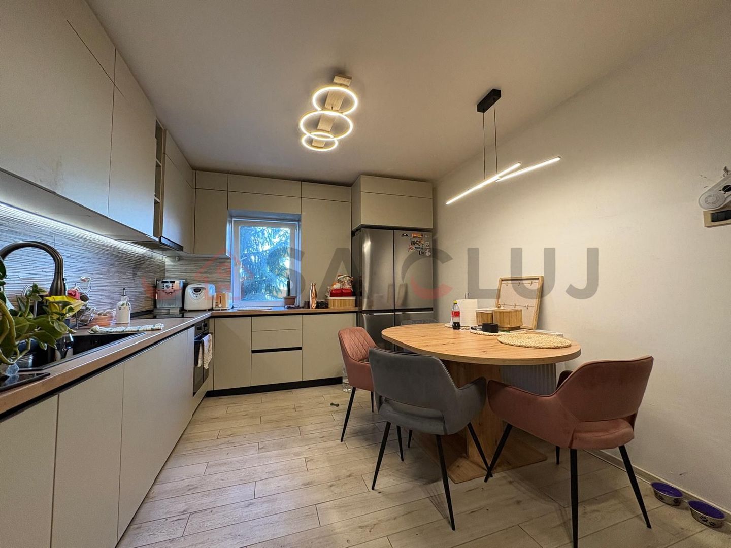 3 camere decomandate, la cheie,etaj intermediar, Piata Zorilor - Poză 2