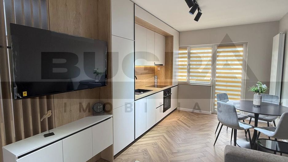 Apartament 3 camere, super finisat, parcare, zona Terra - Poză 3