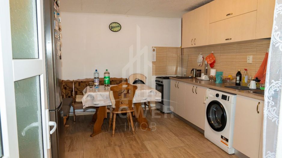 🏡 Casă spațioasă în Roșia, priveliște spre Munții Făgăraș - Comision 0% - Poză 4