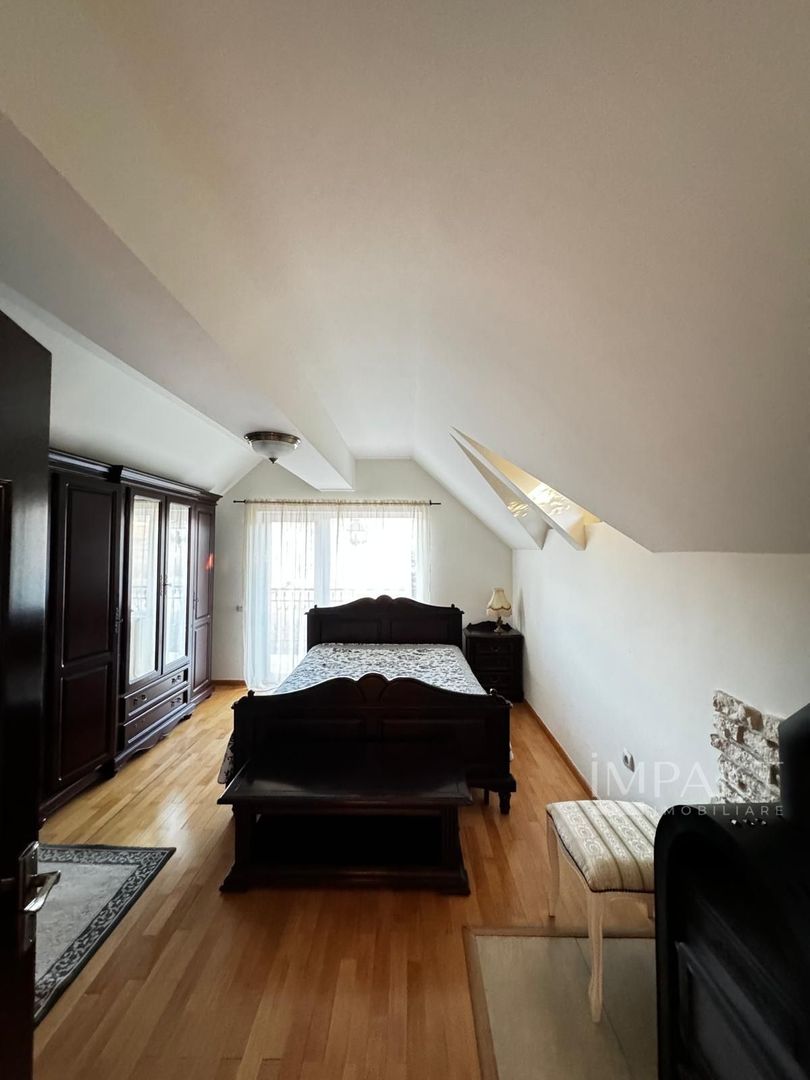 Casa individuala cu 5 camere si gradina in Colonia Sopor - Poză 7