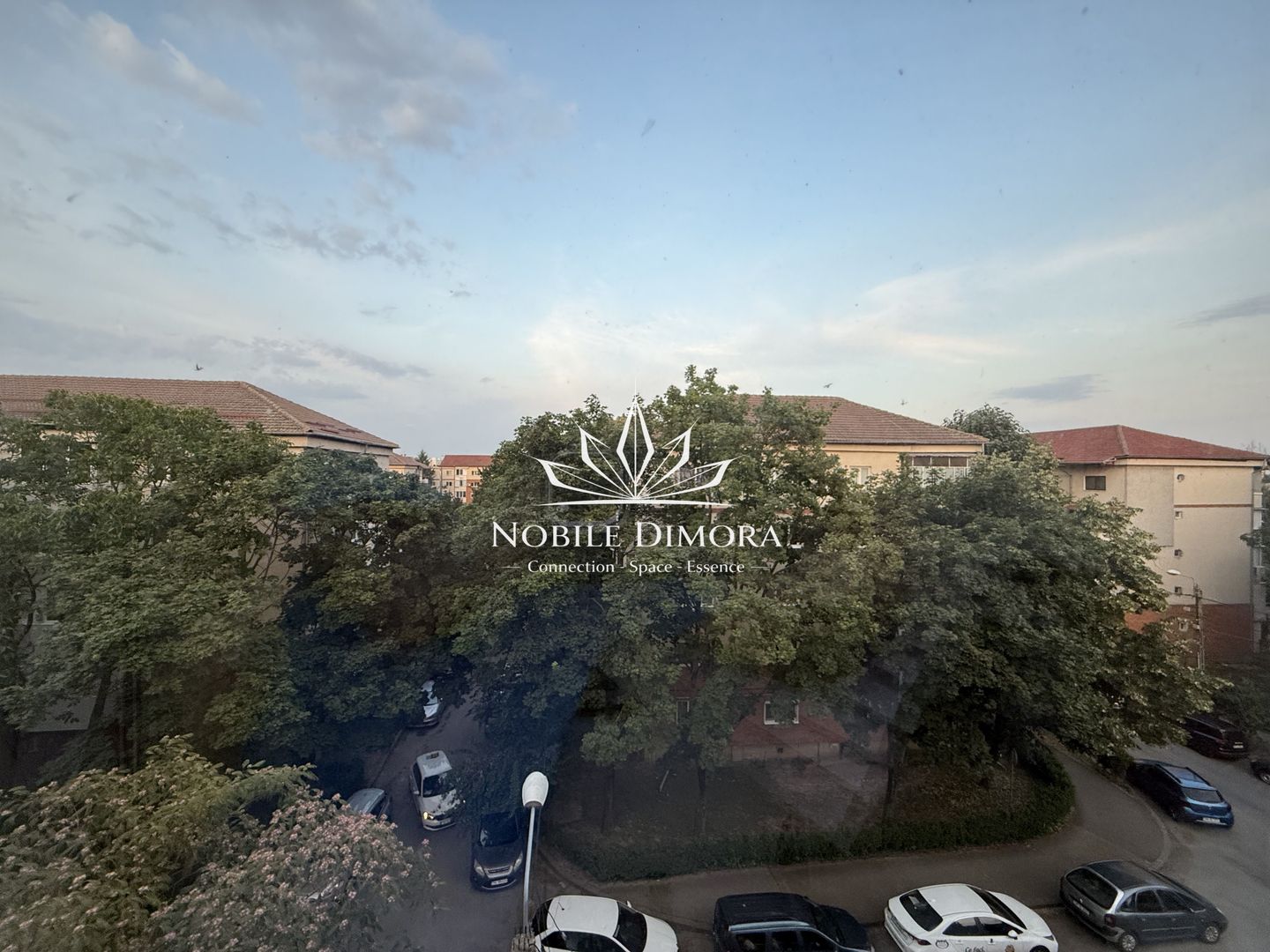 Apartament cu 3 camere de vanzare - 2 balcoane - zona Bucovinei - Poză 16