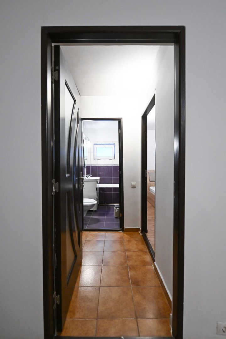 Apartament 2 camere 54 mp – Rovine, parter Centrală proprie - Poză 3