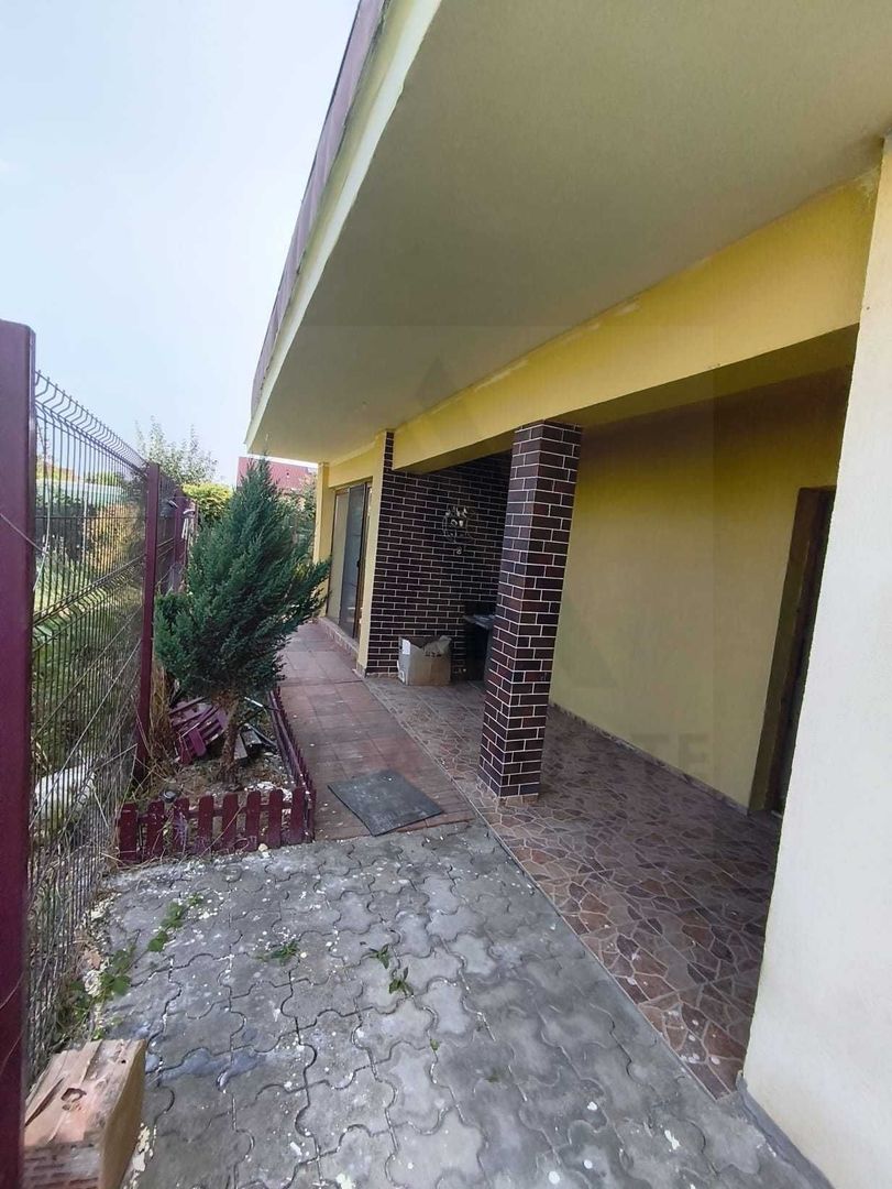 Apartament spatios la casa 77 mp utili curte libera 33 mp Turnisor - Poză 1