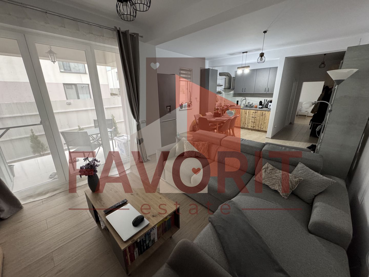 Apartament cu gradina si 2 locuri de parcare in Dumbravita - Poză 3