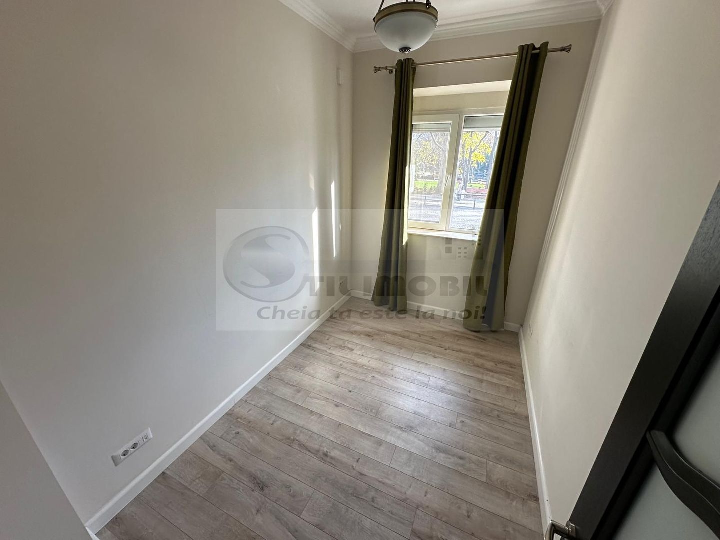 Spațiu premium pentru birouri – ultracentral, 72 mp - 1400 € - Poză 4