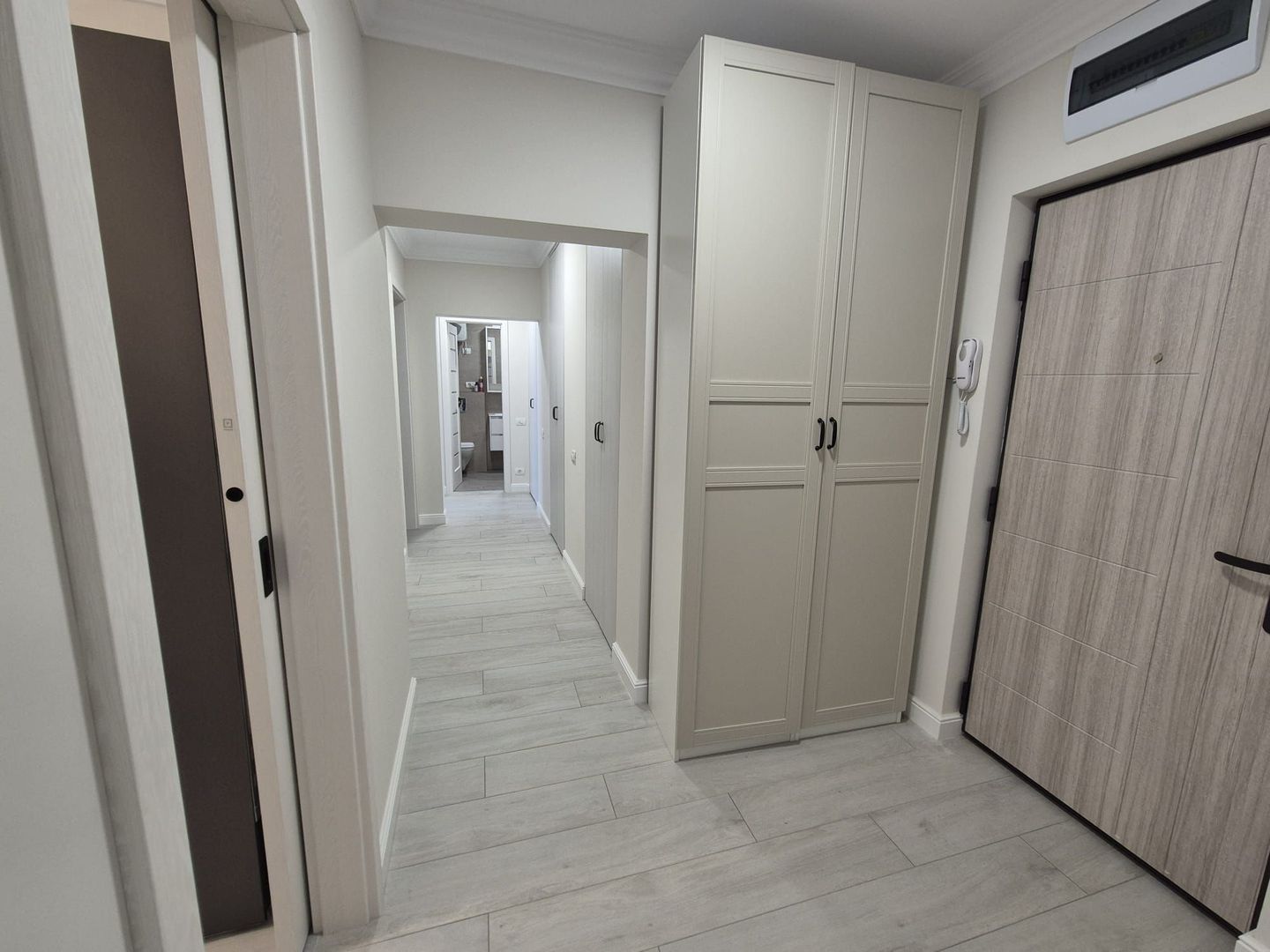Apartamnent decomandat cu 3 camere, Sector 6 - Poză 10