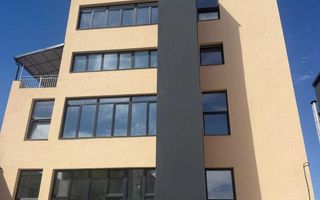 Cladire birouri / clinica medicala - Poză 1