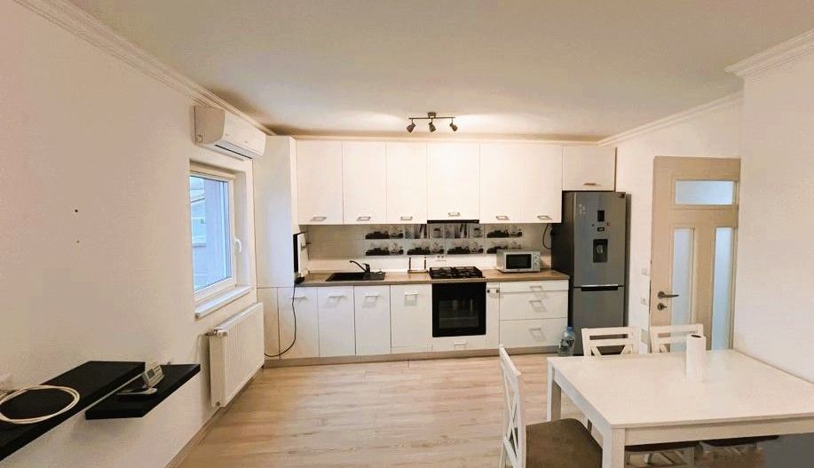 Giroc | 3 Camere | Decomandat | Centrala proprie | 2 Locuri de parcare - Poză 7