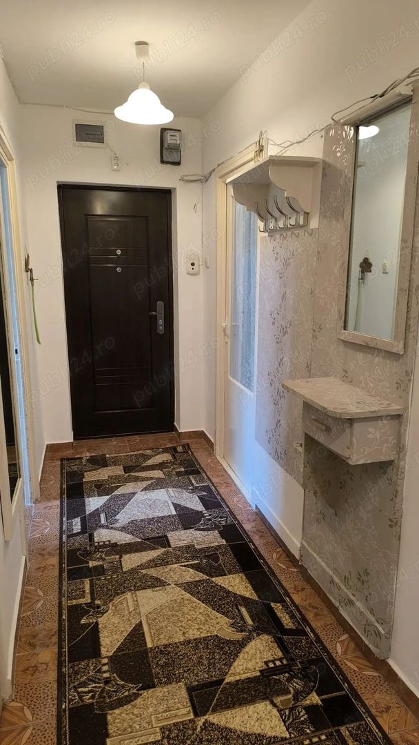 Vând apartament doua camere decomandate zona centrala - Poză 9