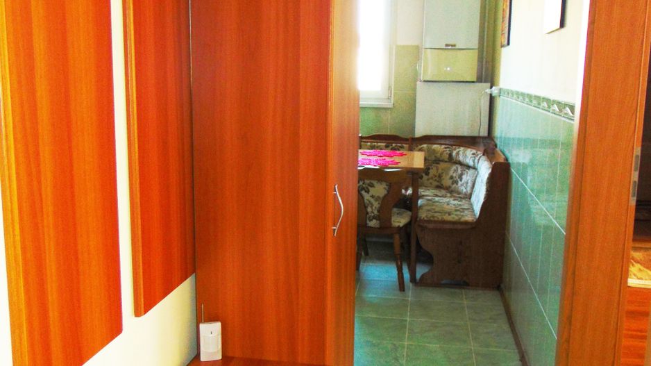 Apartament cu 3 camere,mobilat si utilat, Astra-Somes - Poză 12