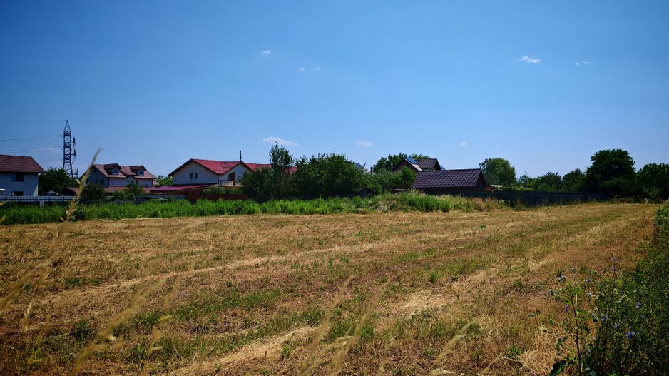 BARTOLOMEU,intravilan,intre case,suprafata de 774 mp,constructii P+2 - Poză 19