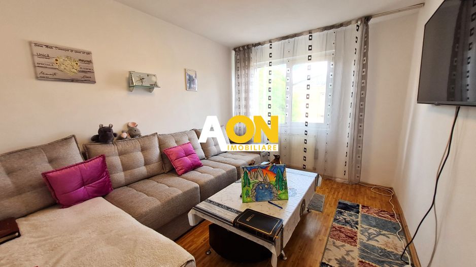 Apartament, 34 mp, Semidecomandat, Mobilat si Utilat, Cetate - Poză 1