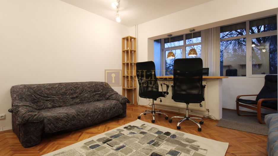 Decomandat, centrala pproprie, ideal pentru cei ce lucreaza de acasa. - Poză 4