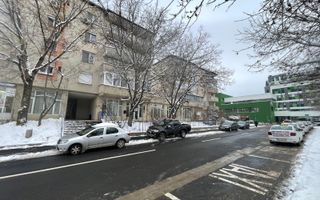 Apartament 2 camere decomandat-zona Spitalul Judetean-139.500 euro neg - Poză 16