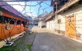 CASĂ DE VÂNZARE SIBIU TURNIȘOR, CURTE MARE, GARAJ, ACCES AUTO - Poză 31