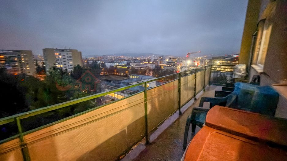 Iulius Mall - Etaj Intermediar, Priveliste Asupra Orasului - Poză 7