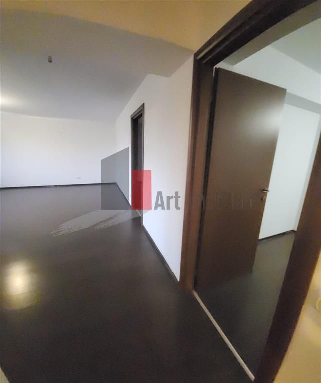 Apartament 3 camere Vitan metrou Mihai Bravu - Poză 10