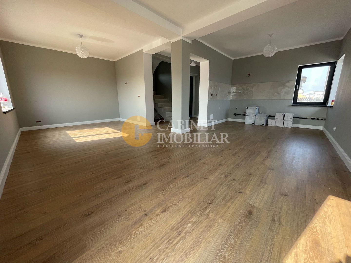 Vila 4 Camere Rediu - Poză 11