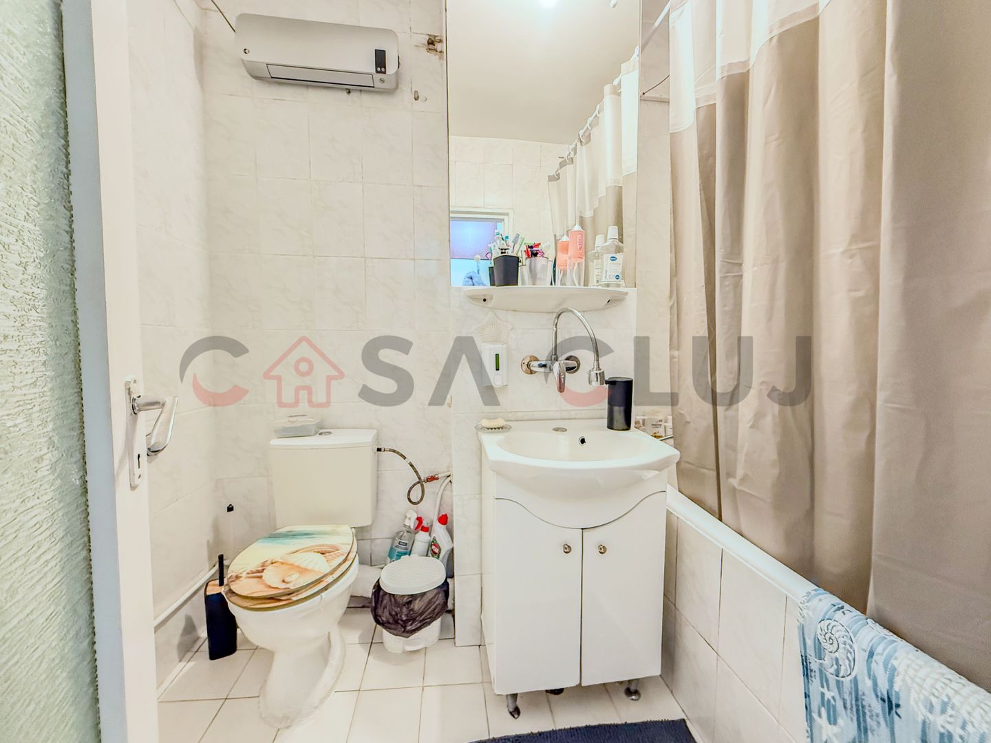 3 camere | Decomandat | Etaj intermediar | 2 balcoane |2 bai - Poză 4