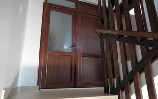 Casa unifamiliala pretabil sediu firma în cartierul  Vatra Luminoasa - Poză 4