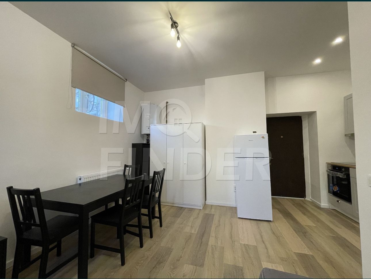 Garsonieră, str Republicii, Centru, ultrafinisata - Poză 3