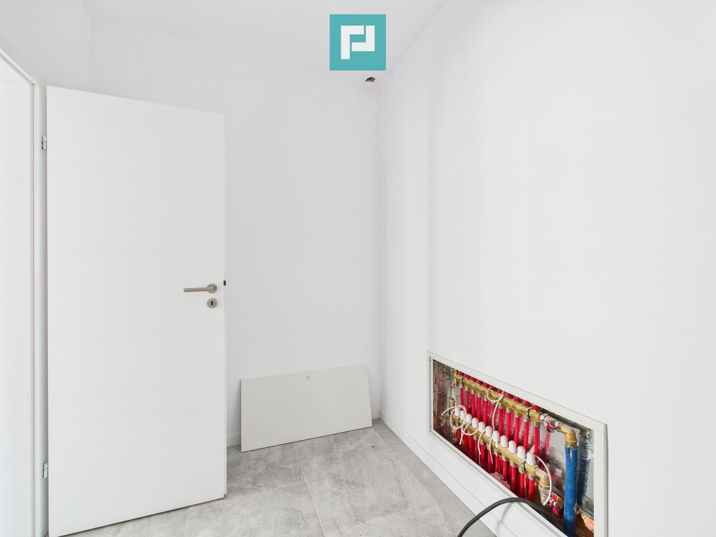 Casă modernă pe parter în Giarmata - Poză 7