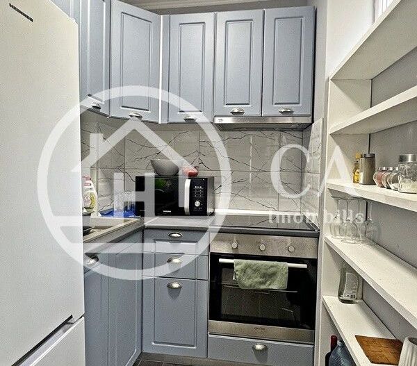 Apartament de vânzare cu 2 camere în zona Rogerius, Oradea - Poză 3