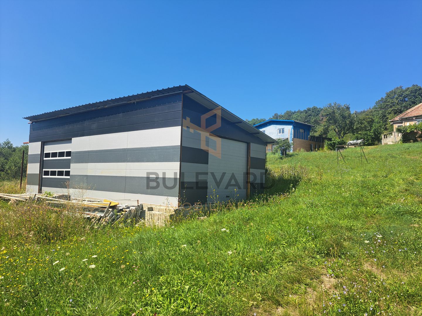 Casa cu teren de 4700 mp in Sat Zimbor, 45 km de Cluj-Napoca - Poză 15