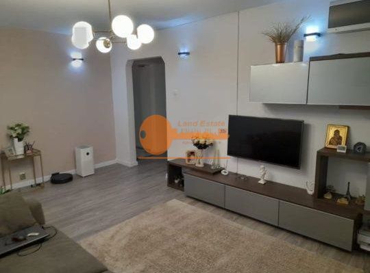 Apartament cu 3 camere Apusului (Hol H) - Poză 6