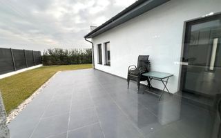 Casa individuala superfinisata, 3 camere, 2 bai, 500mp teren - Poză 33