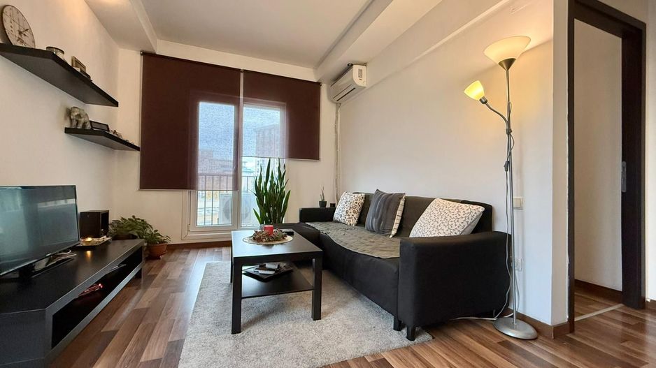 COSMOPOLIS - Apartament cu 2 camere tip studio, mobilat si utilat. - Poză 2