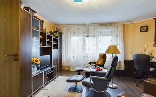 Apartament cu 3 camere în zona Lipovei - Poză 1