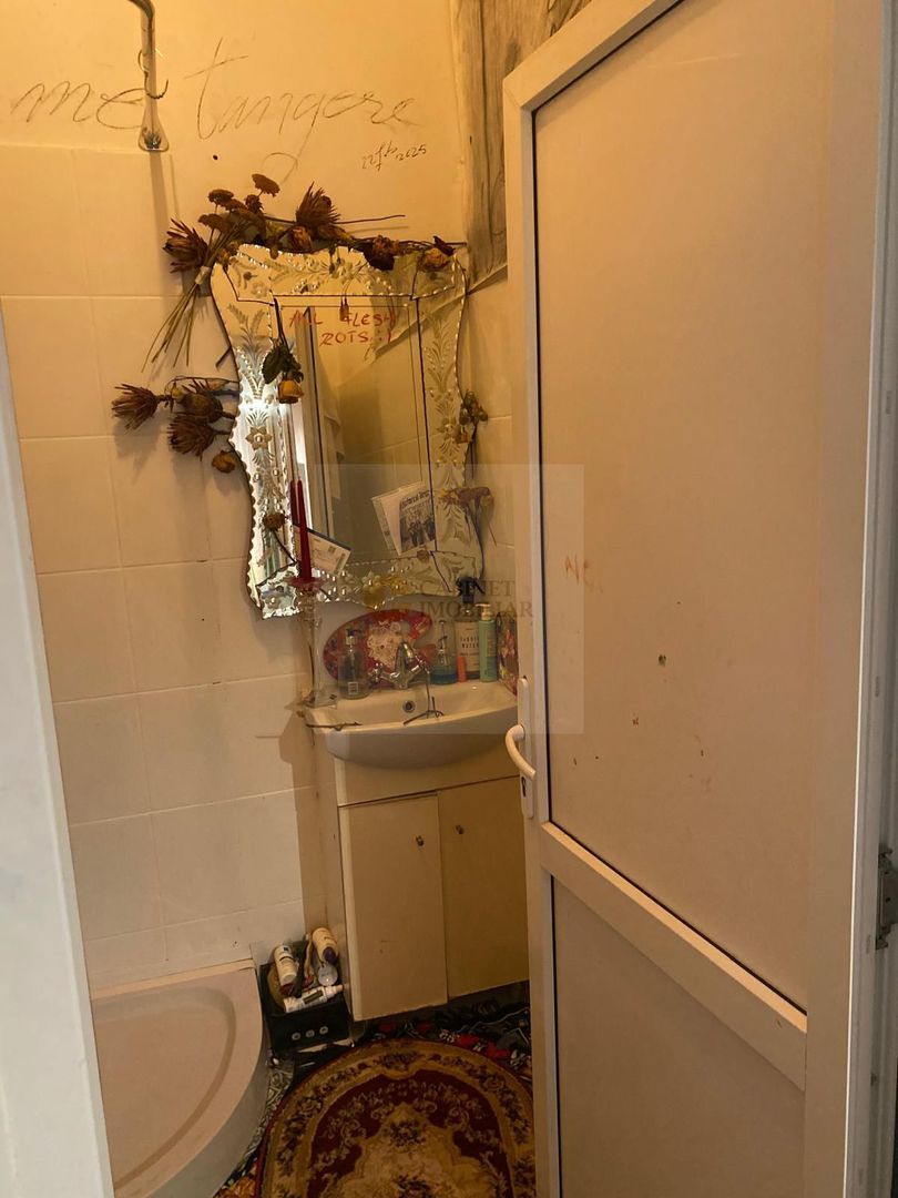 Garsoniera  | Vedere catre bulevard  |  Kogalniceanu - Cismigiu - Poză 7