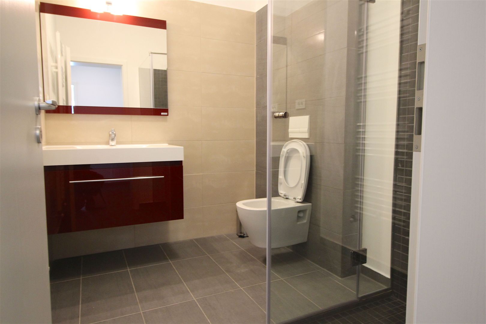 Apartament cu 3 camere de închiriat în zona Nord - Poză 11