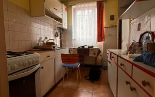 Ap. 2 camere decomandat, 50 mp, etaj 1, zona Albina - Poză 1